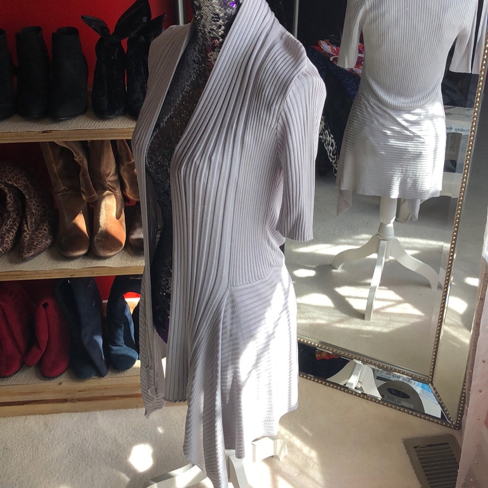 Cardigan - Picture 4 of 4